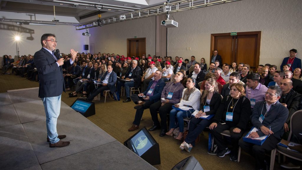 Como Se Tornar Um Palestrante De Sucesso? - Marketing Com Café